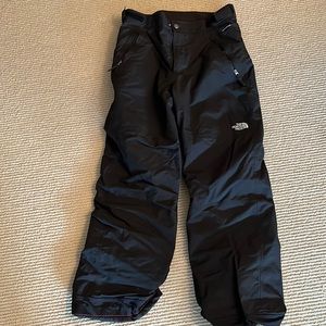 Black North Face ski / snow pants. Boys size 14/16 Large.